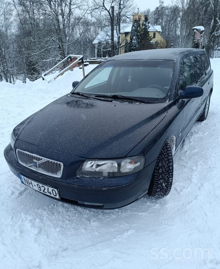 Volvo Pārdodu Volvo V70, 2.4d5 120kw .Pagāšgad rudenī ve