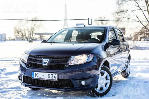 Dacia Dacia Sandero ar 1.5 dīzeļdzinēju un manuālo ātrum