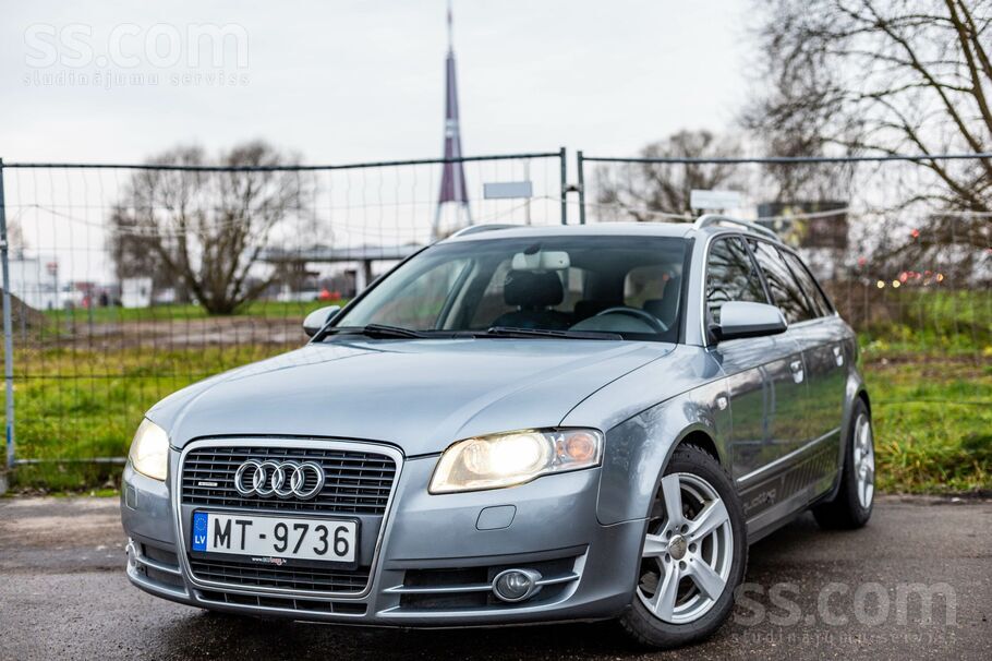 Audi Audi A4 quattro ar 2.0tdi dīzeļdzinēju un manuālo 