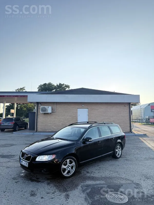 Volvo Pārdodu Volvo V70 D5 Awd ar jaudīgo 151 kW (205 Zs