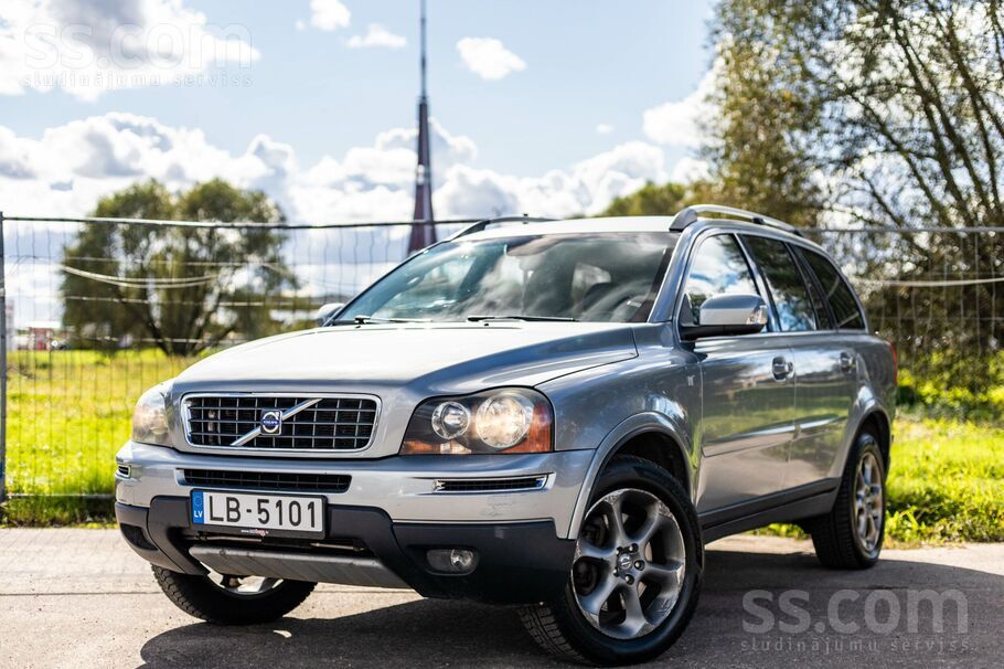 Volvo Volvo Xc90 ar 7 sēdvietām, 2.4 litru dīzeļdzinēju 