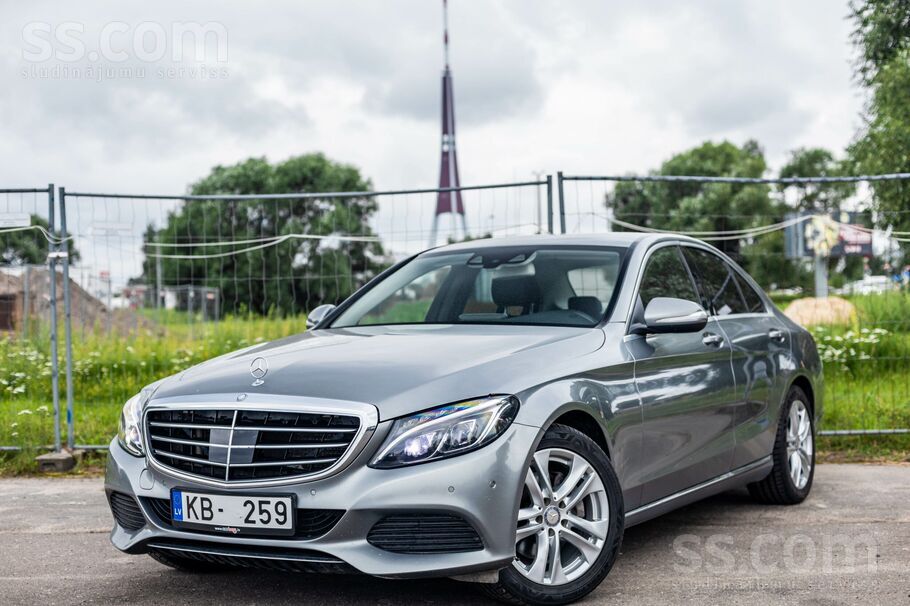 Mercedes Mercedes-Benz C220d ar 2.2 litru dīzeli un automāt