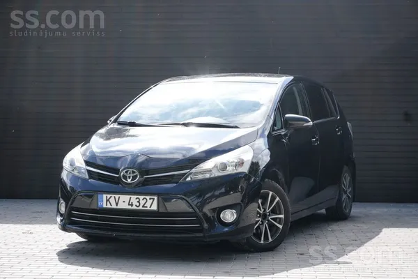 Toyota Verso - 1