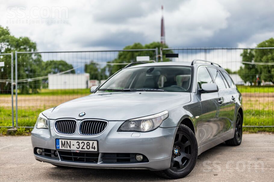 BMW BMW 525d ar 2.5 litru dīzeļdzinēju un automātisko