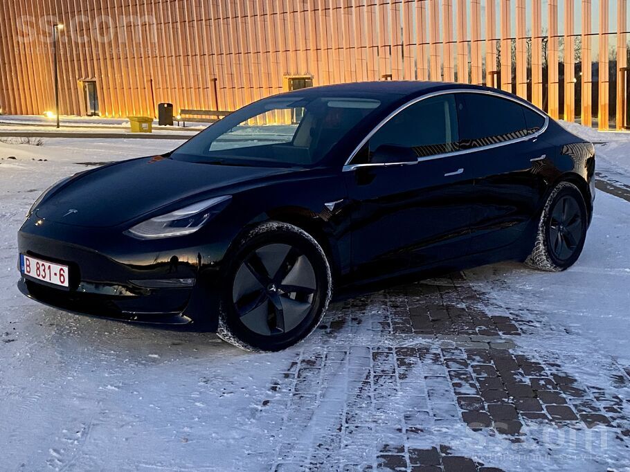 Tesla Model 3 Dual Motor Long Range 340/kw

– Premium audio sistēma
- Aktīvā kruī