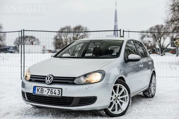 Volkswagen VW Golf ar 1.4 benzīndzinēju un manuālo ātrumkārbu