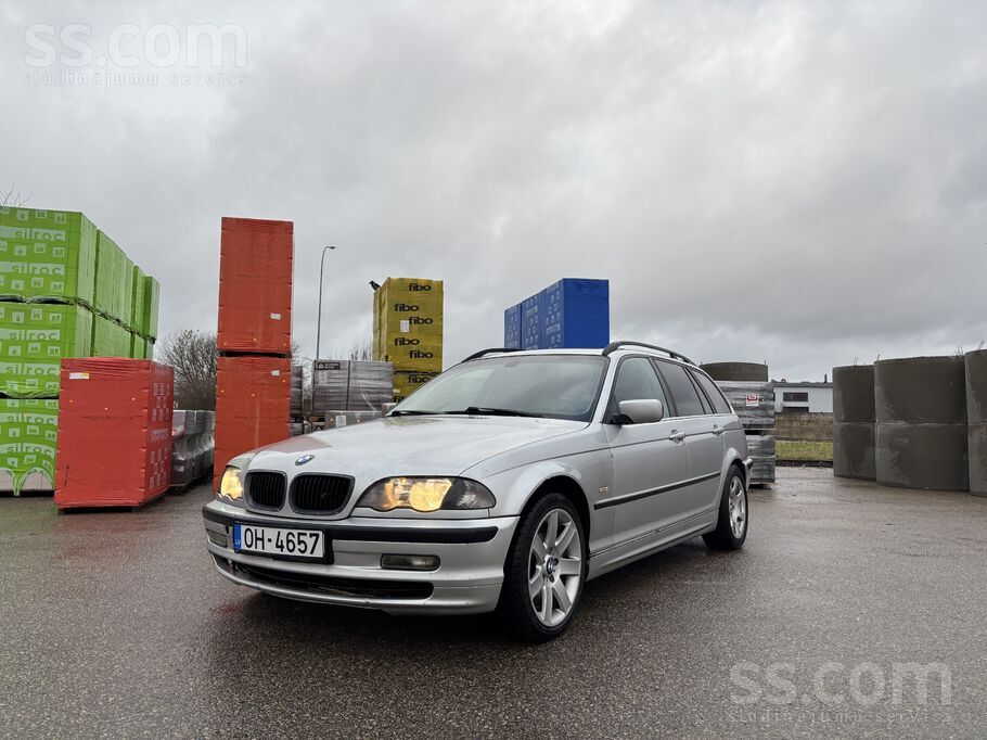 BMW 135kw, manuālis