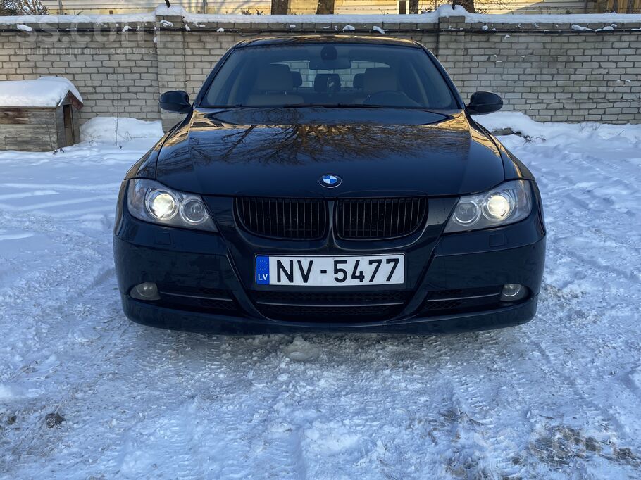 Продается BMW 330d , автомат , машина в хорошем состоянии , стоит хорошая зи