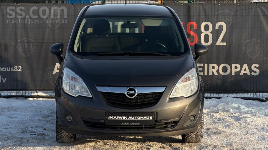 Opel Opel Meriva labā tehniskā un vizuālā stāvoklī. 74K