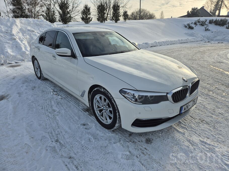 BMW BMW 530E iPerformance (Plug- in hybrid). Jaudīgs (