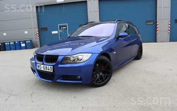 BMW 320 - 1