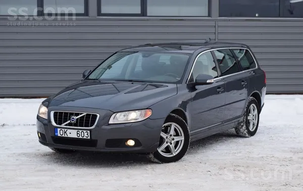 Volvo Pārdodu Volvo V70 Summum 2.4 D5 (136 kW / 185 Zs).