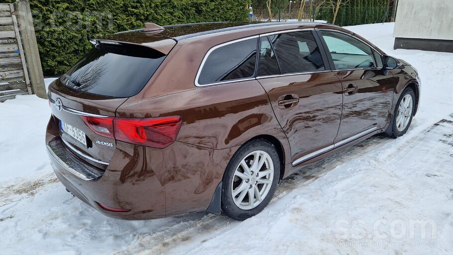 Toyota Pārdod īpašnieks. 