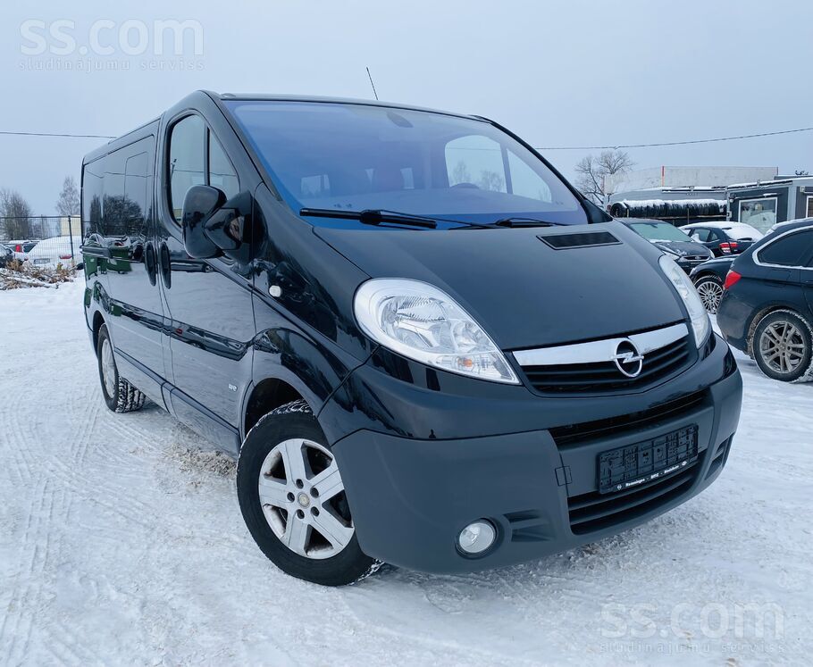 Opel Latvijā nav Ekspl. Westfalia. 210000km. galds, gul