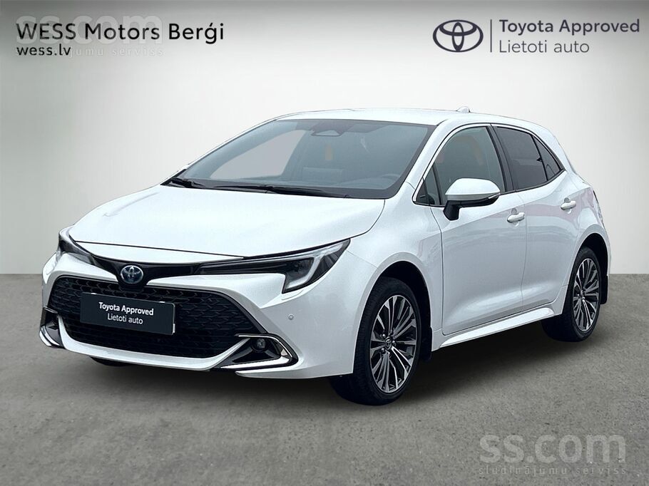 Toyota Wess Berģi: Toyota Corolla Hatchback 1.8 Hybrid (1
