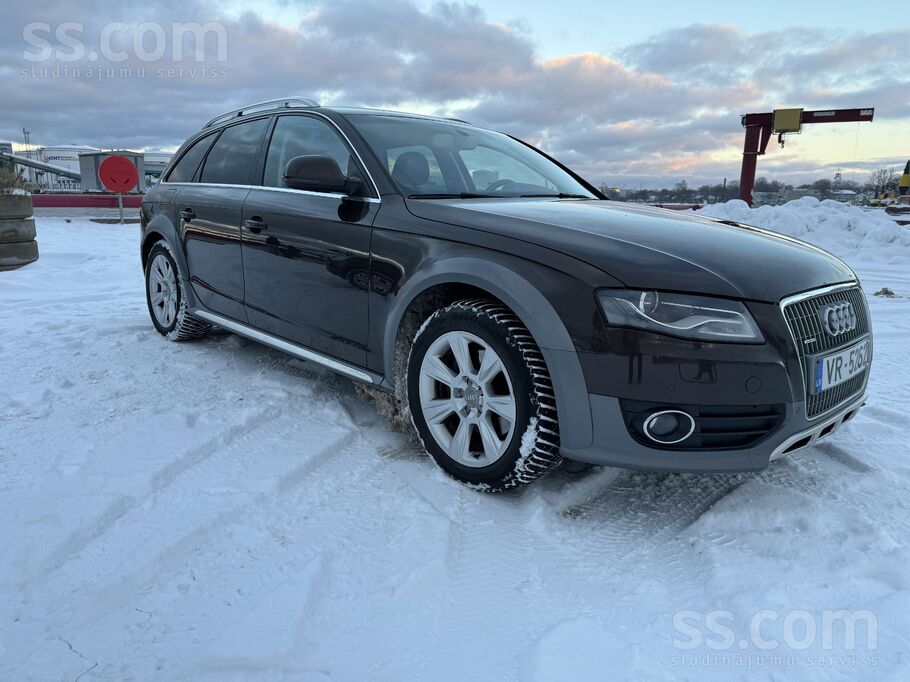 Audi Audi A4 Allroad Quattro 2012.gada 2.0 Tfsi / 211 z