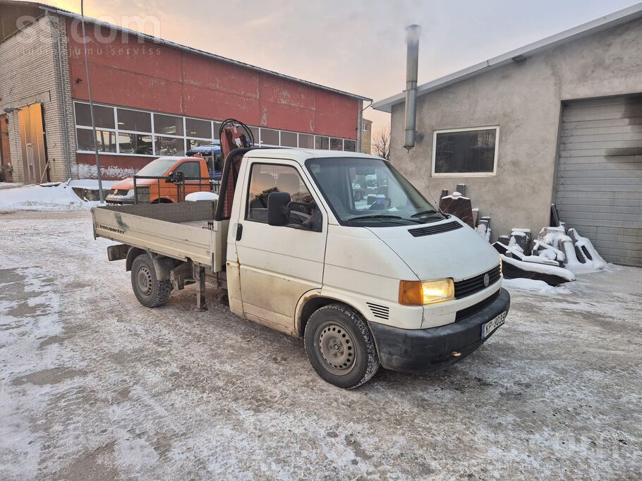 Volkswagen Pārdodu labu VW T4 , hidromanpulators spēj pacelt 