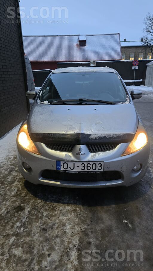 Pardodu grandisu nopirkam jaunaku auto un divus vairs nevaig ir šur tur rūsa