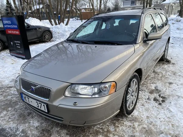 Volvo Volvo V70 2.4D 120 kW, Jauna tehniska apskate lidz
