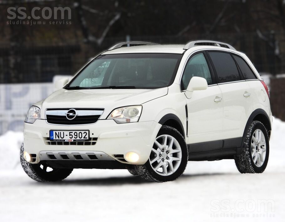 Opel Antara ar 2.4 litru benzīna/gāzes dzinēju un manuālo transmisiju
Kom