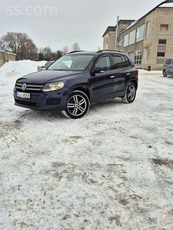 Pārdod ļoti labu WV Tiguanu. Auto ļoti labā tehniskā un vizuālā kārtībā. Nav