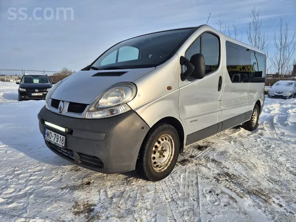 Renault Renault Trafic Garā Bāze