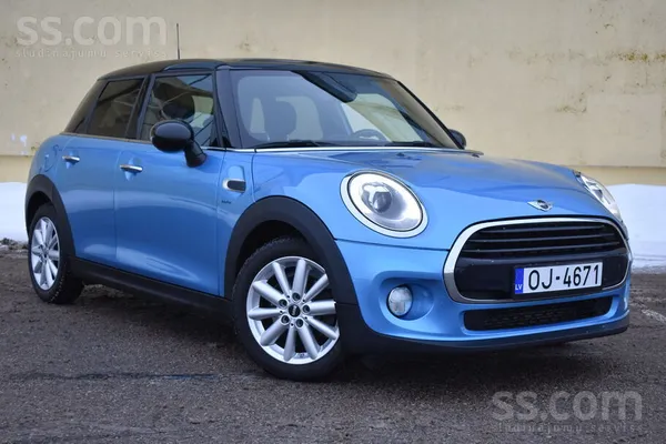 Mini Mini Cooper (2016.g) Gaiši zila met. 