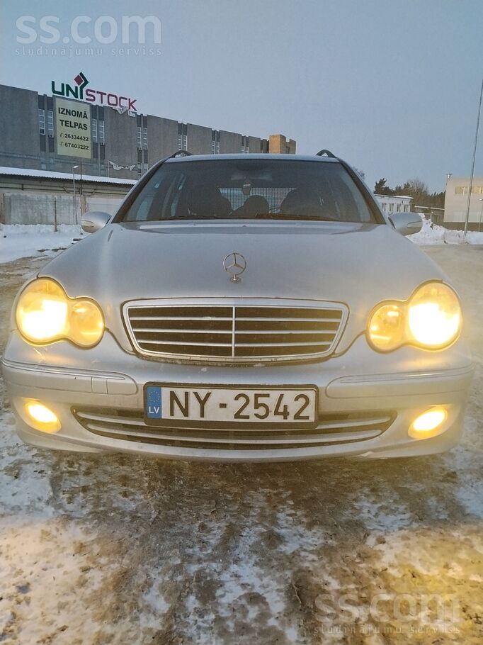 Mercedes Новый техосмотр все налоги оплачены машина вложени