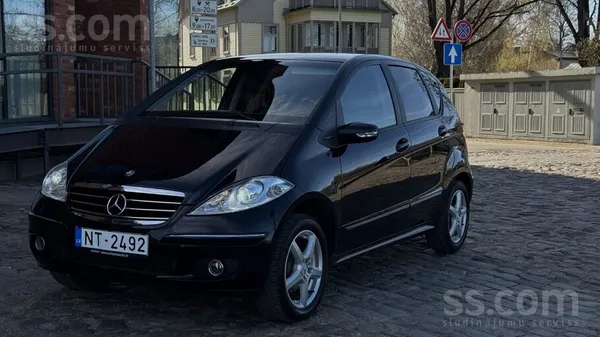 Mercedes Pārdodu Mercedes A150.