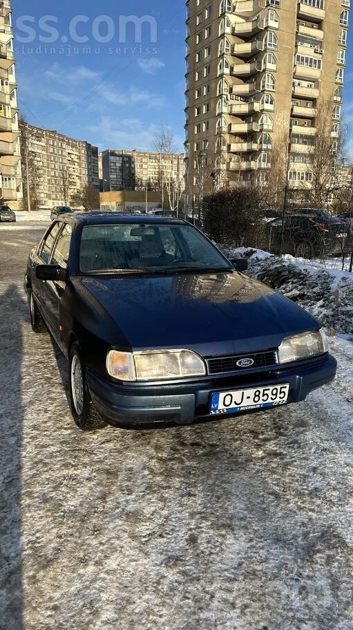 Ford Ford Sierra 2.0 benzīns Dohc reta klasika. 