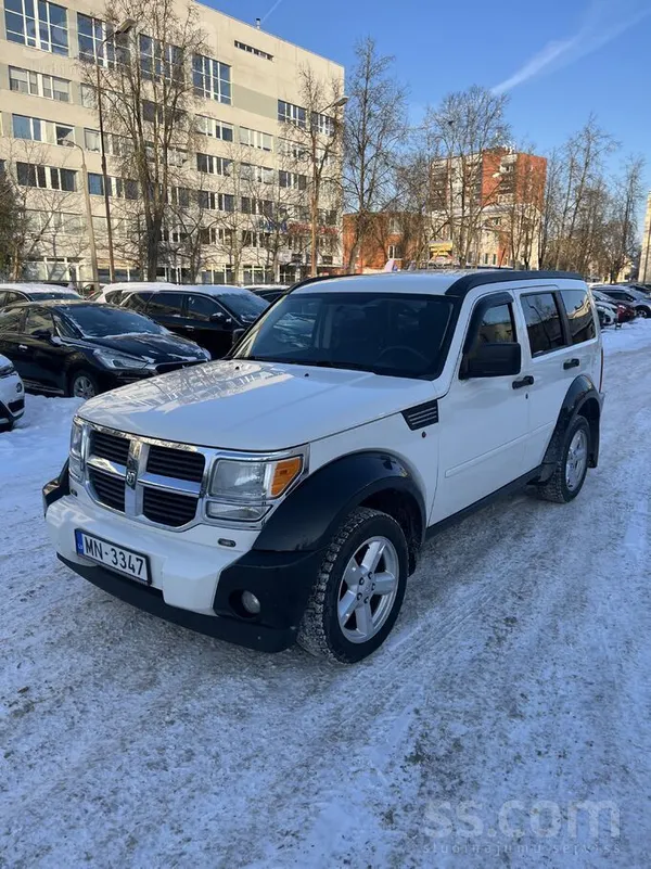 Dodge 3.7 benzīns/gāze 154kw,