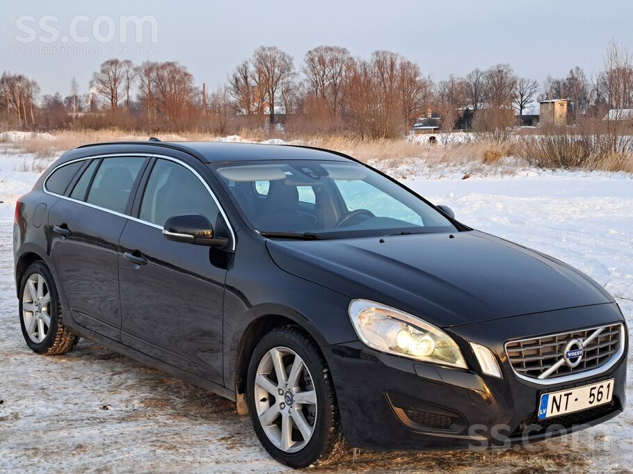 Volvo Volvo V60. 27.02.2012 gada. 1.6d. 84 kW. No Vācija