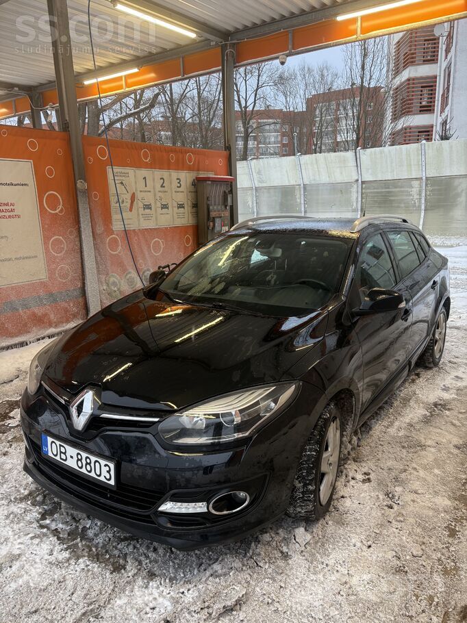 Renault Auto tehniski ideālā stāvoklī , jauna skate.