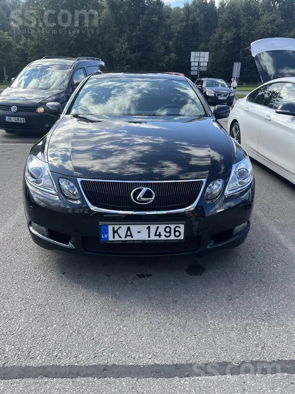 Lexus Продам машину в хорошем техническом состоянии. Нов