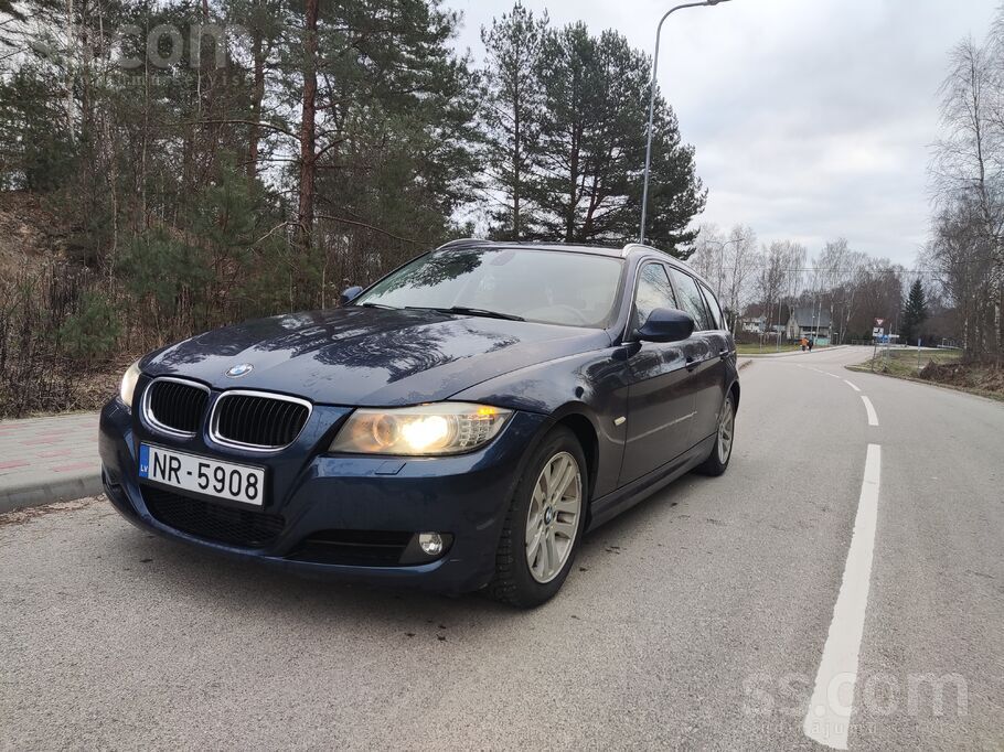 BMW Pārdod, jo auto ļoti maz tiek lietots. 