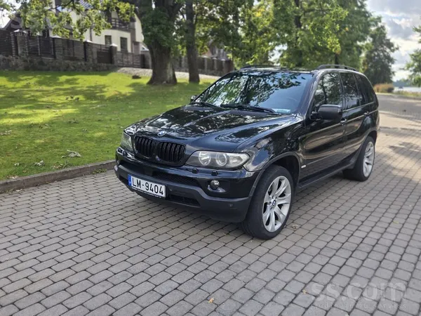 BMW Labs kopts Bmw X5 E53 facelift 3.0D 160kw. Auto be