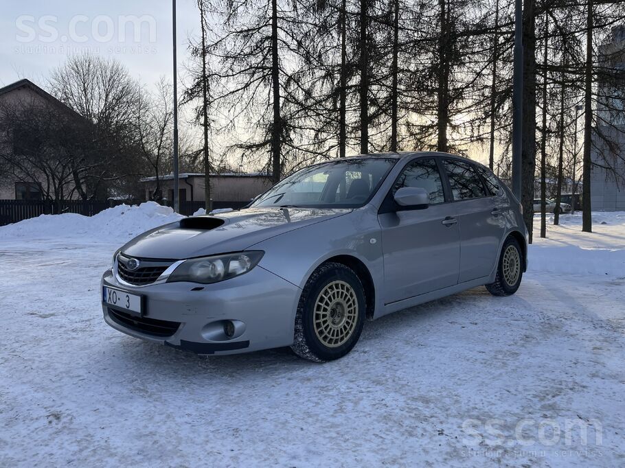 Subaru Wrx, 2.5 turbo. 