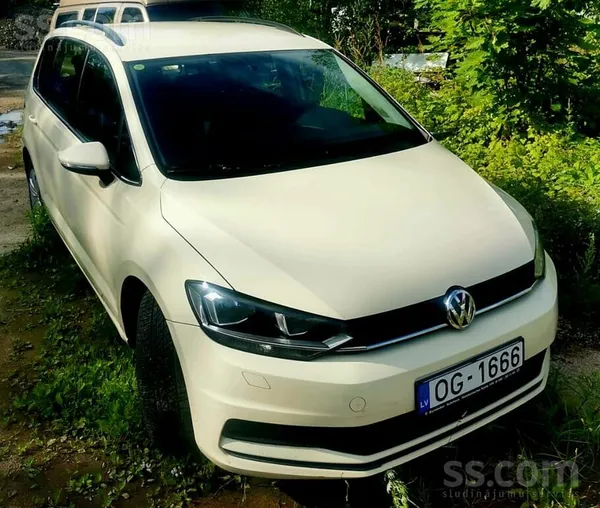 Volkswagen Ļoti labā stāvoklī. Iespējams izpirkums bez bankas