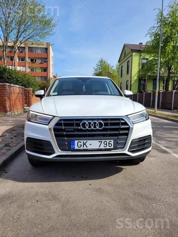 Audi Tiek pārdots labi kopts Audi Q5 2020.gada izlaidum