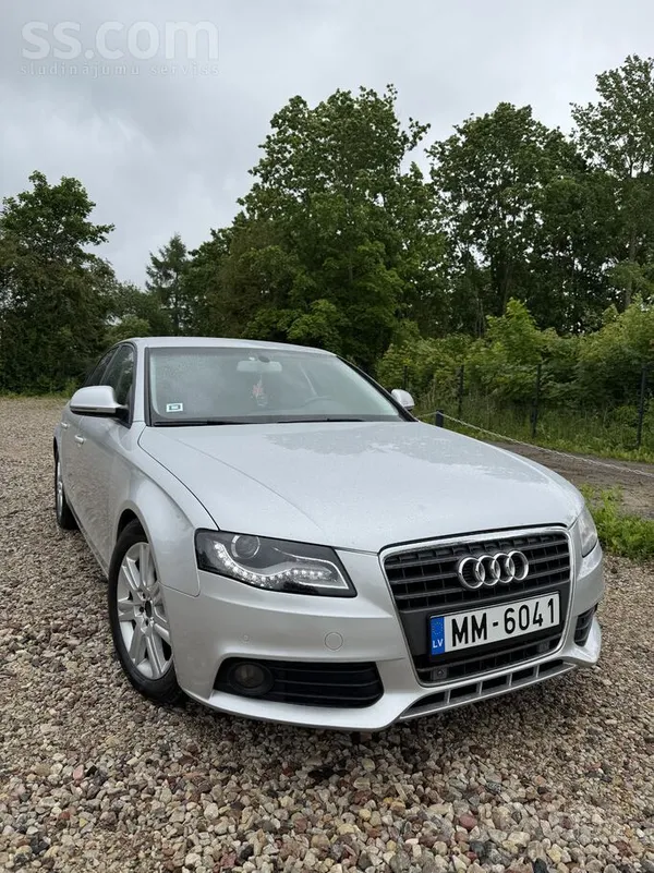 Audi Pārdod ļoti labu Audi A4.