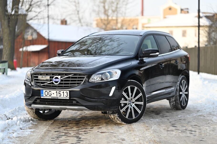 Volvo Automašīna labā tehniskā un vizuālā kārtībā. 