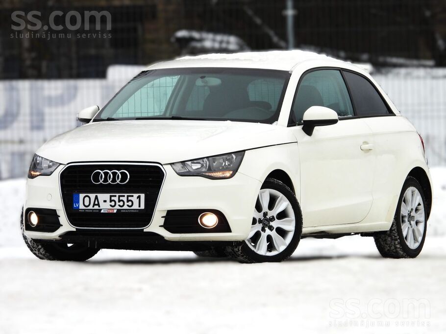 Audi A1 ar 1.6 litru dīzeļdzinēju un manuālo transmisiju.
Kompakts, komf
