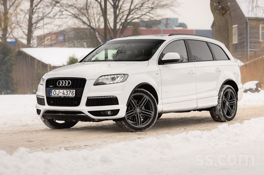 Audi Pārdod 7 vietīgu Audi Q7 Sline 176kW, labā tehnisk