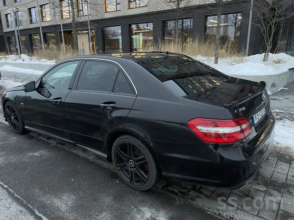Mercedes Pārdodu Mercedes-Benz E 350d Amg Line 170kw