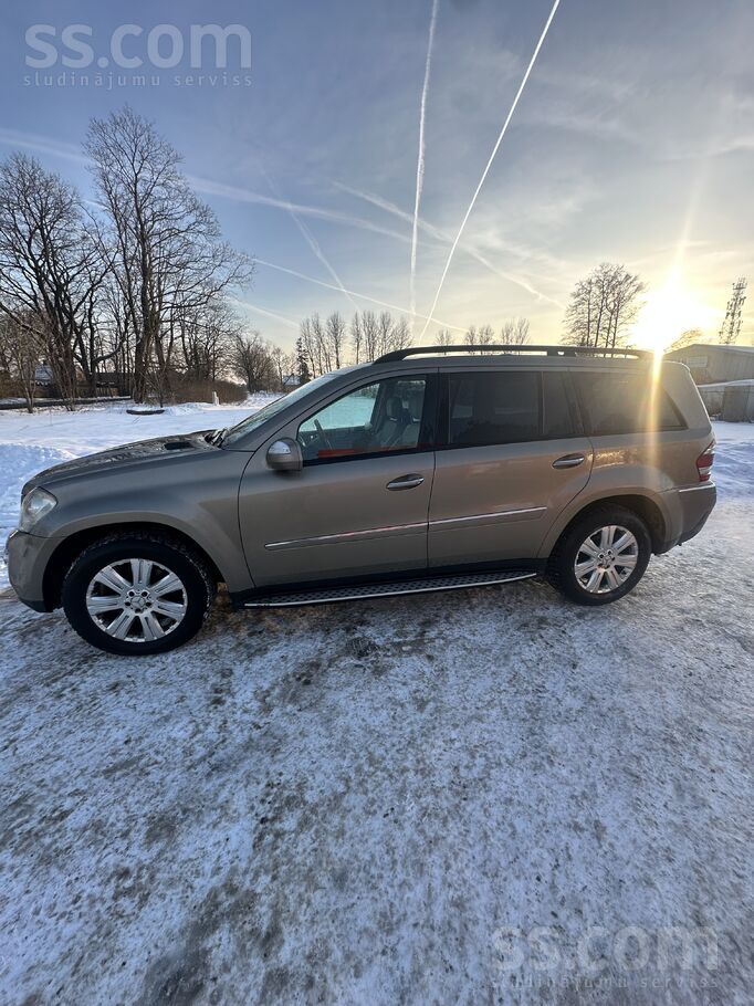 Pārdodas Mercedes Gl320, ar ziemas riepām, dīzelis, automats, ādas salons, 7