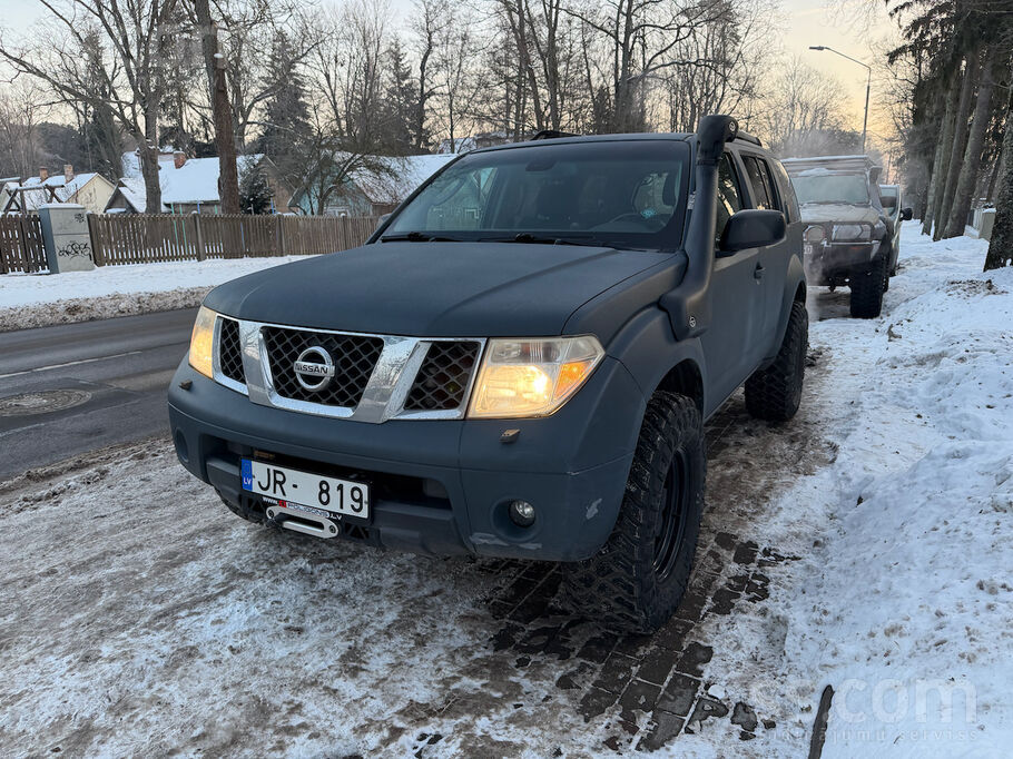Pārdodu Nissan Pathfinder R51 ļoti labā tehniskā stāvoklī. Auto ir savlaicīg