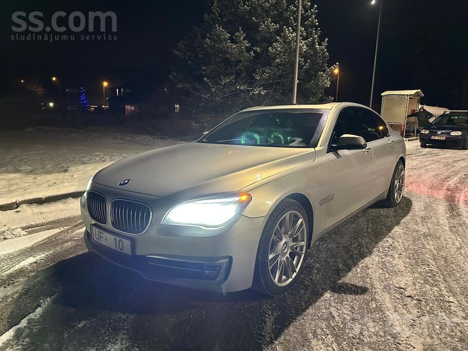 Pārdodu/mainu BMW 740d xDrive F01 Lci ar Individual komplektāciju. 3.0 dzinē