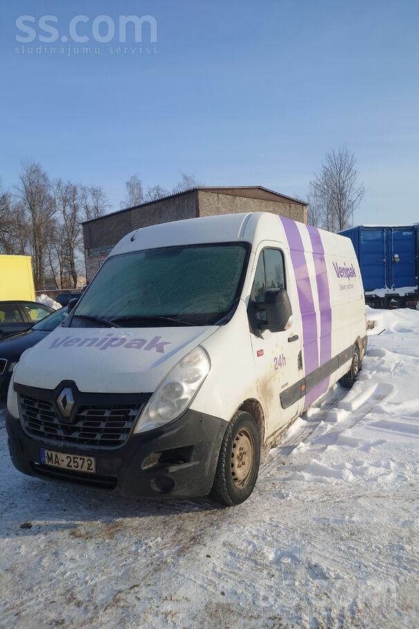 Renault Pārdodu veselu rezerves daļām. Motors pēc remonta,