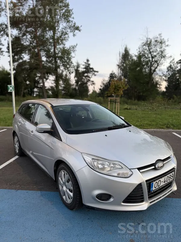 Ford Pārdodu labu un uzticamu Ford focus 1.6 dīzeli aut