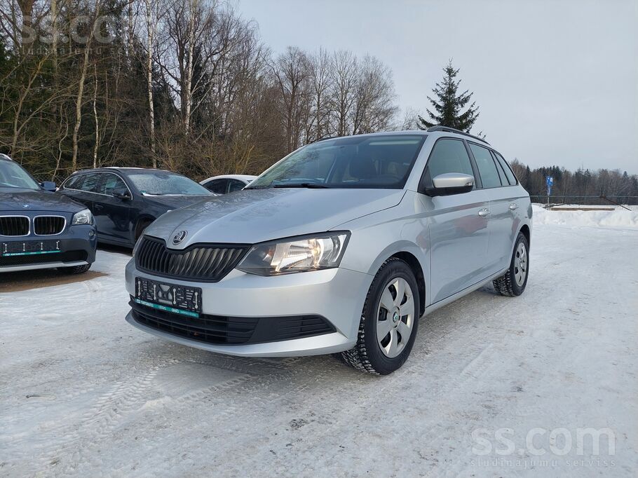 A/m no Vācijas. 1, 4Tdi(66kw), g. kondicionieris, infodisplejs, el. regulēja